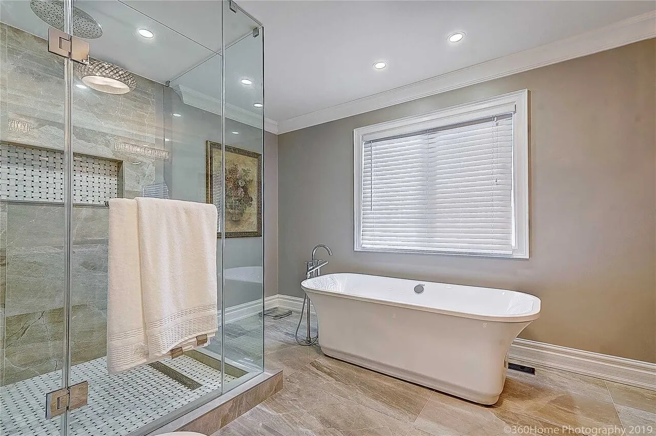 Bathroom Portfolio Showcase 15